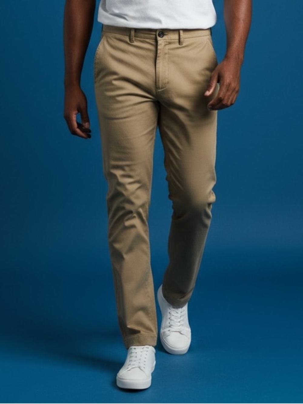 Men's Pants in Khaki - Classic Everyday Style